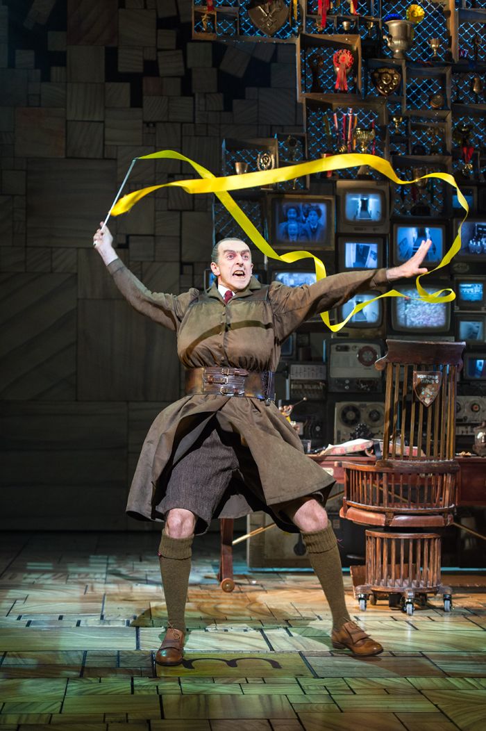 Craige Els Miss Trunchbull in the Royal Shakespeare Companys production of Matilda The Musical. Credit Manuel Harlan Paige 