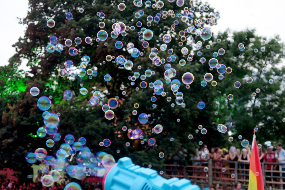  photo Paige Joanna Secret Garden Party Bubbles_zpsmxh3yb0p.jpg