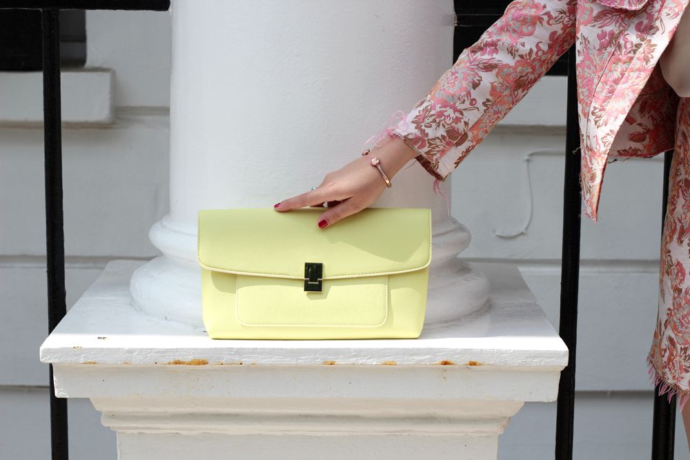 photo Paige Joanna Asos and Dorothy Perkins Yellow Clutch Bag_zpslkf4rzke.jpg