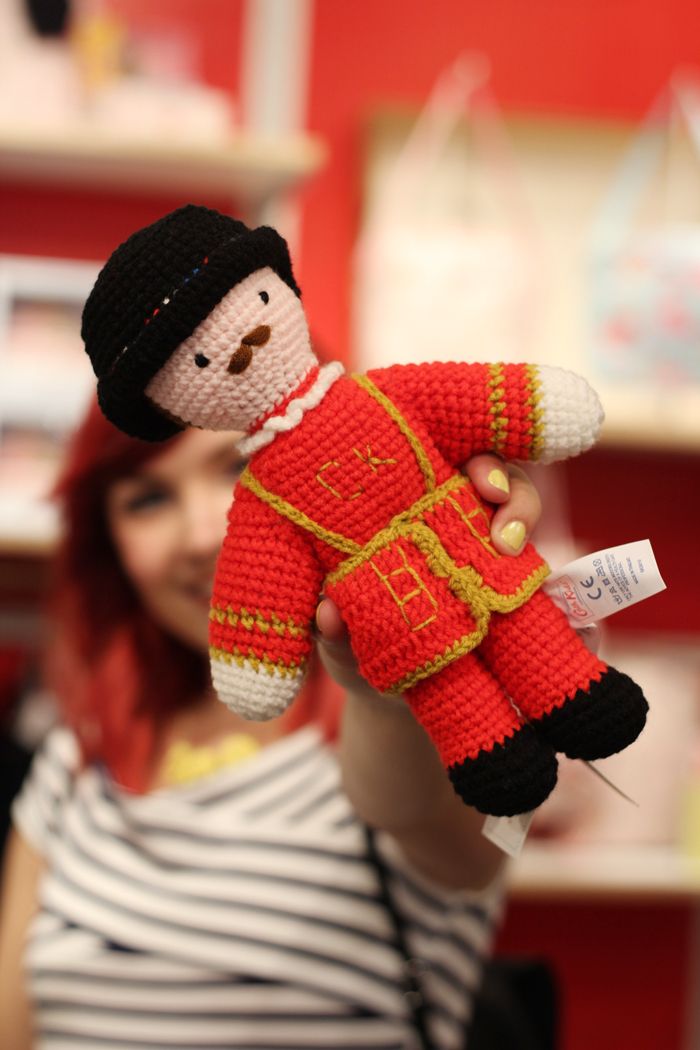 photo Paige Joanna Cath Kidston knitted london_zpspplmr0hc.jpg