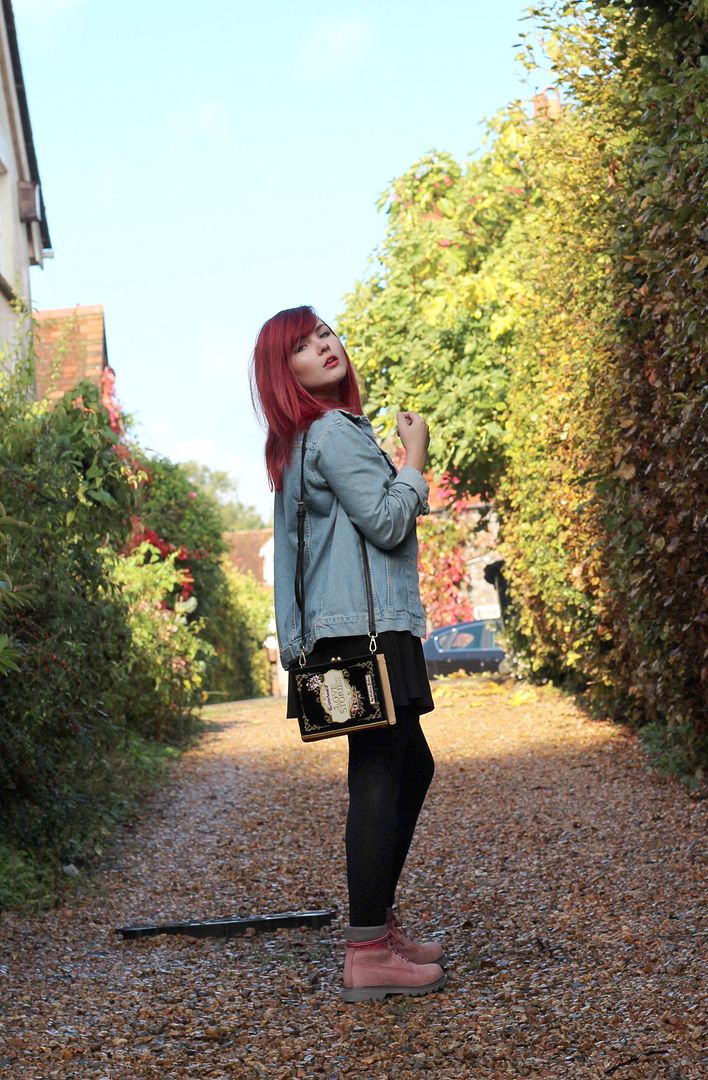 Paige Joanna Vendula Love Stories Bag & CAT boots
