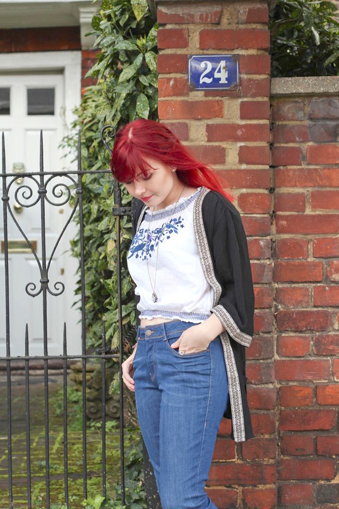  photo Paige Joanna Dorothy Perkins Komono and Jeans Outfit_zpspznb3tw7.jpg