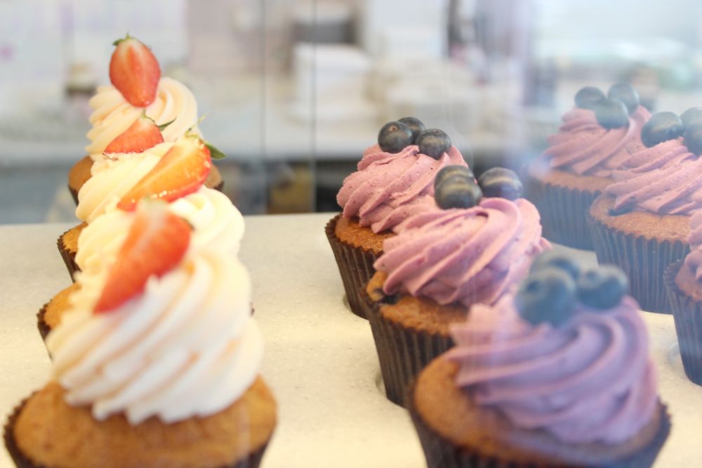  photo Paige Joanna Peggy Porschen cakes london_zpszcskzmb0.jpg