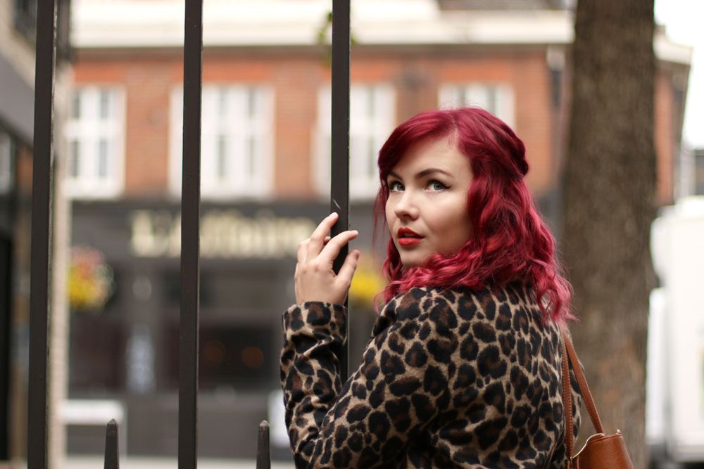 photo Paige Joanna River Island Coat Red Head_zpshpzfn5gh.jpg