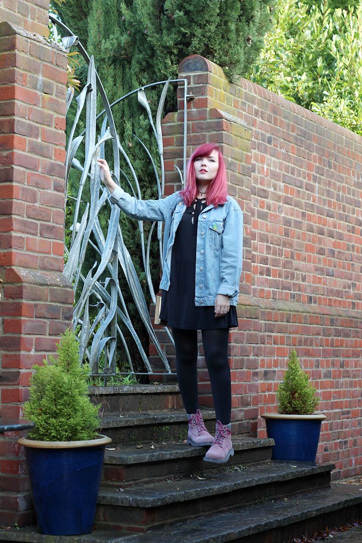 Paige Joanna Vendula Love Stories Bag & CAT boots