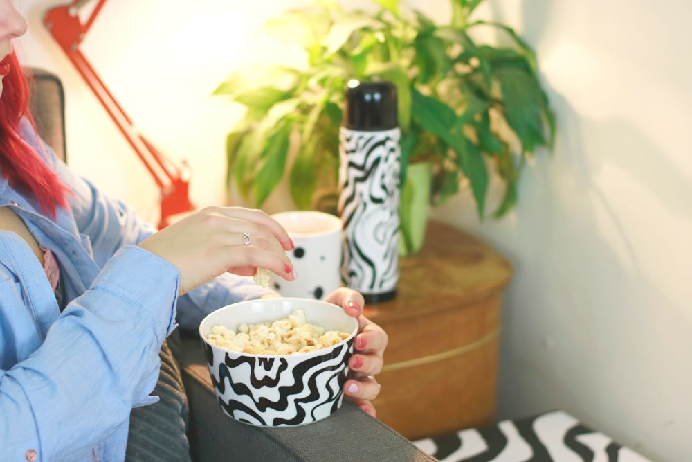 photo Paige Joanna popcorn_zpsreed4e8d.jpg