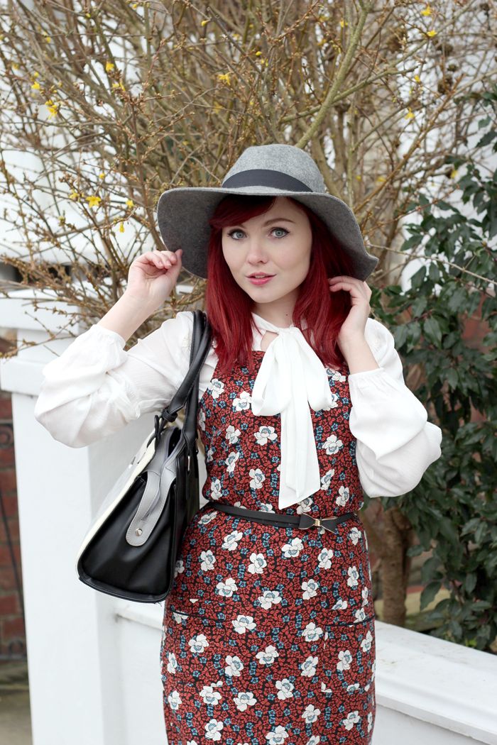  photo paige joanna dorothy perkins pinafore pussy bow_zpsabxlm5eg.jpg