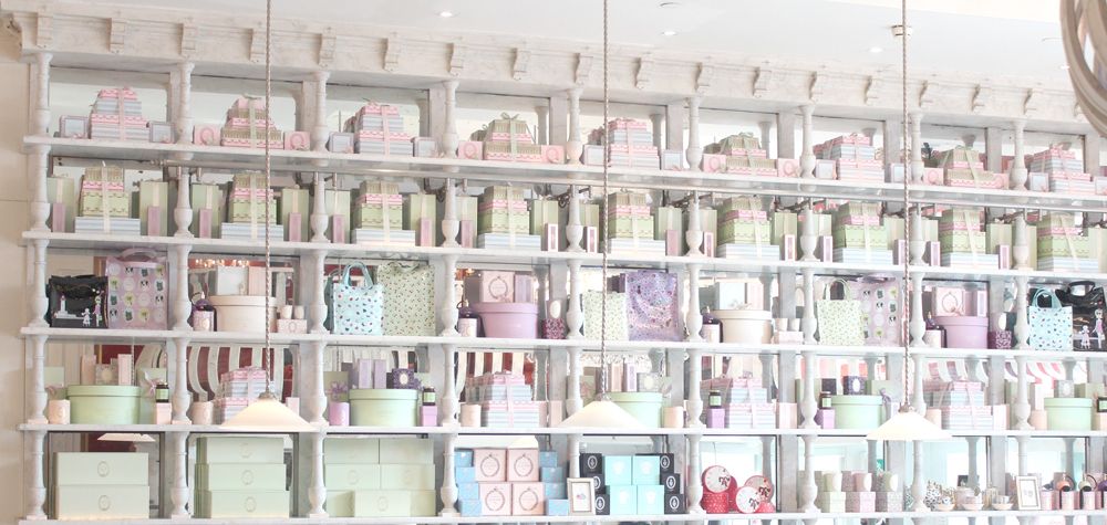  photo paige joanna exploring london harrods laduree store_zpscf34jvme.jpg