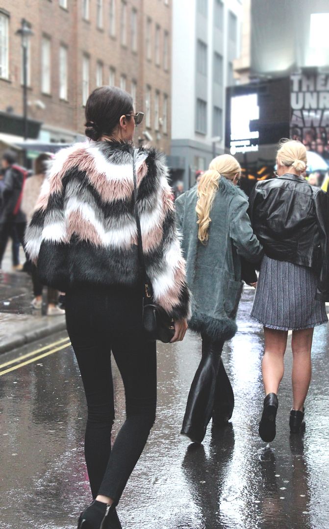 photo paige joanna lfw 16 faux fur_zpssh9qokg4.jpg