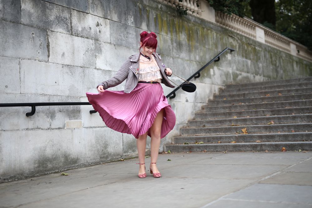 photo paige joanna lfw street style pleated skirt_zpsfgcvwhmd.jpg