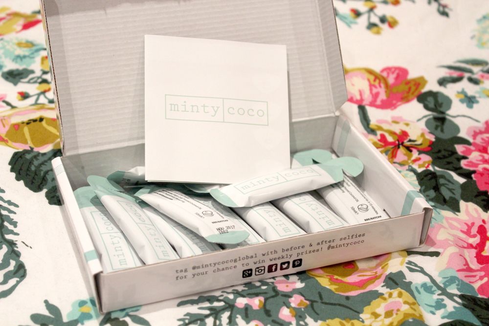 photo paige joanna minty coco review packaging_zpsv3w43wti.jpg