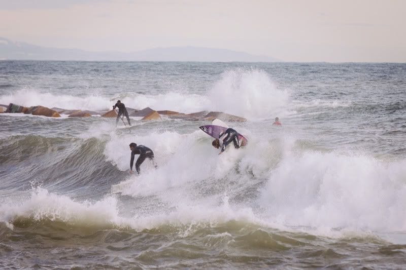 photo surfing-barceloneta-surfimento-3.jpg