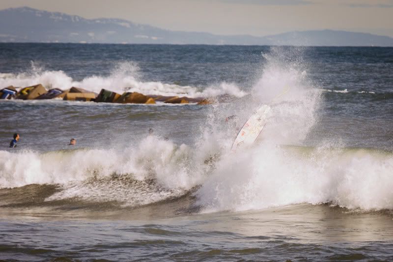 photo surfing-barceloneta-surfimento-4.jpg