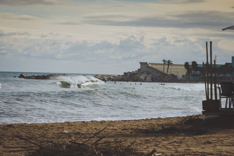 photo surfing-barceloneta-surfimento-5.jpg
