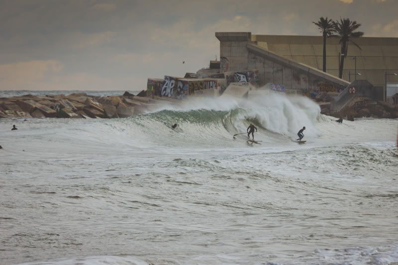photo surfing-barceloneta-surfimento-6.jpg