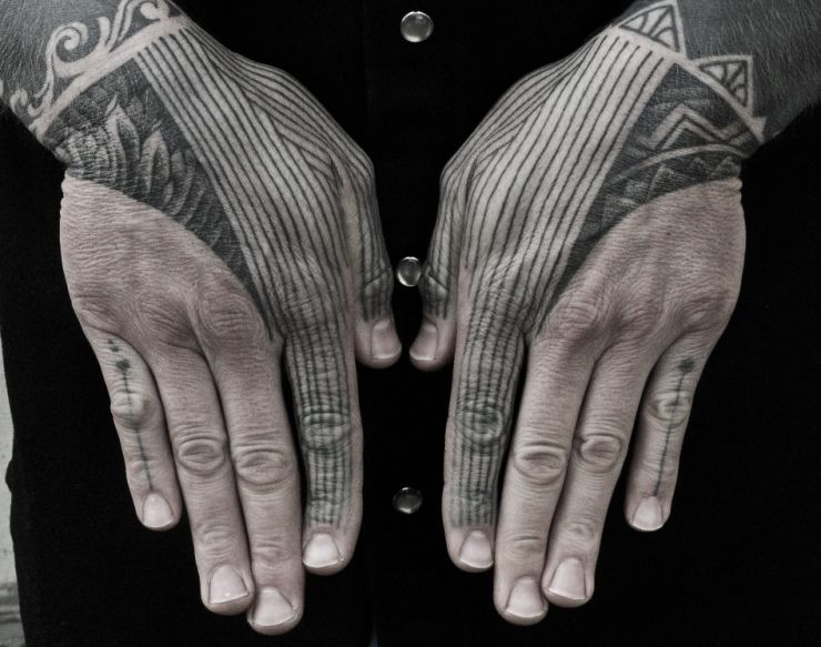 healed-hand-tattoos-thomas-hooper-nyc-201001.jpg