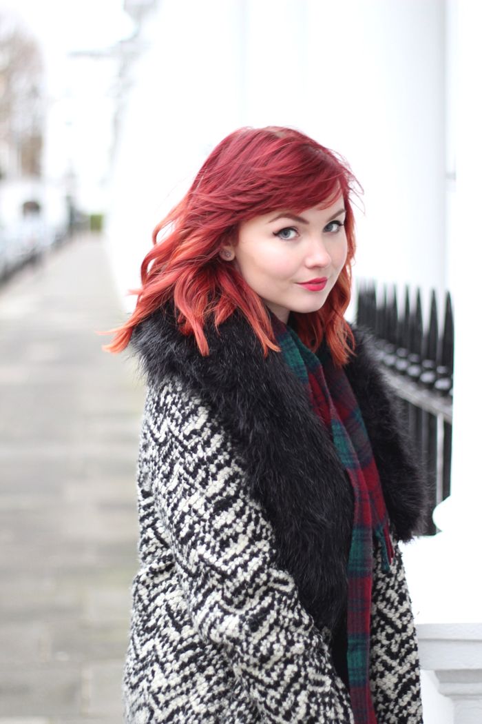 Simplistic & Festive London Street Style - Paige Joanna